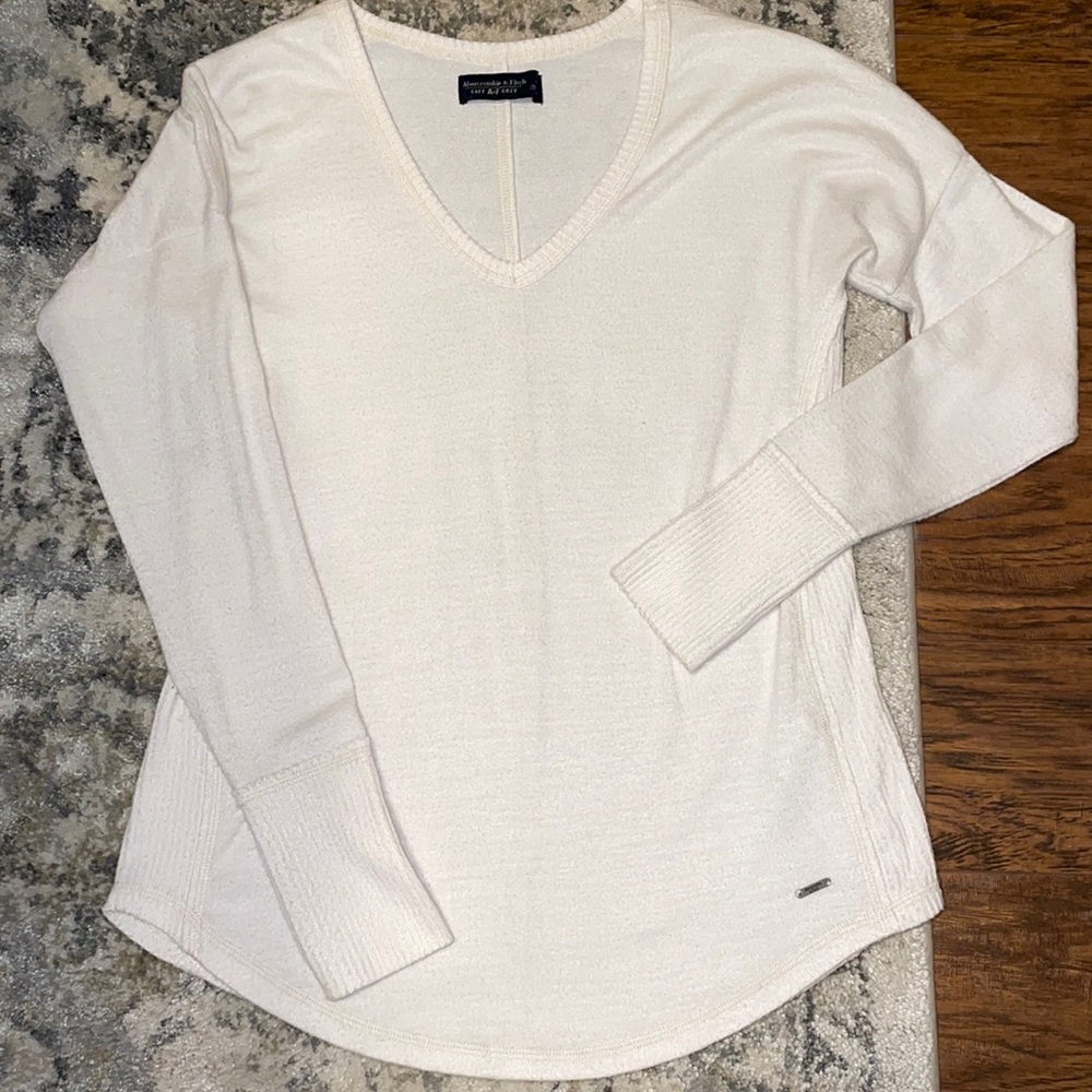 Abercrombie & Fitch Long Sleeve